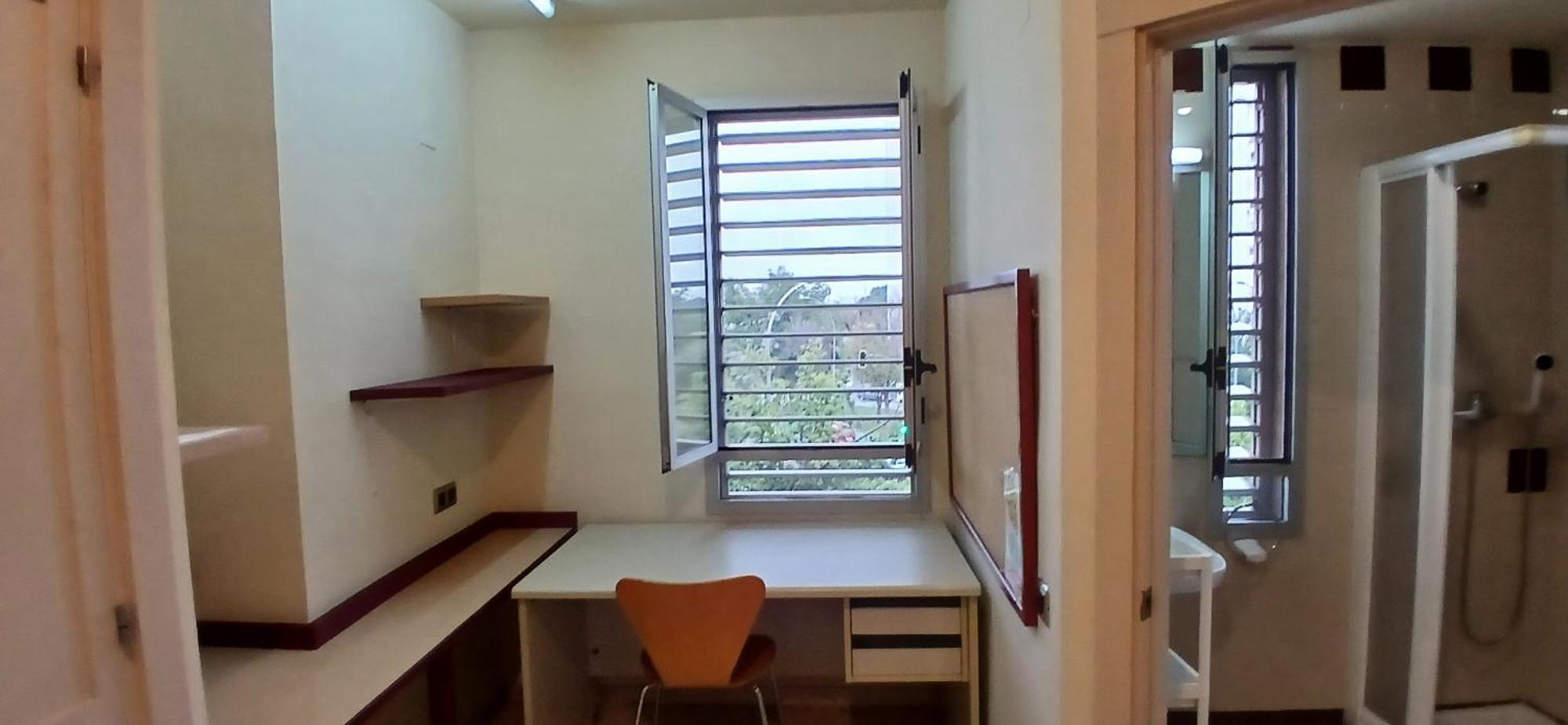 Larru Los Bermejales Residencia Universitaria เซบีญา ภายนอก รูปภาพ